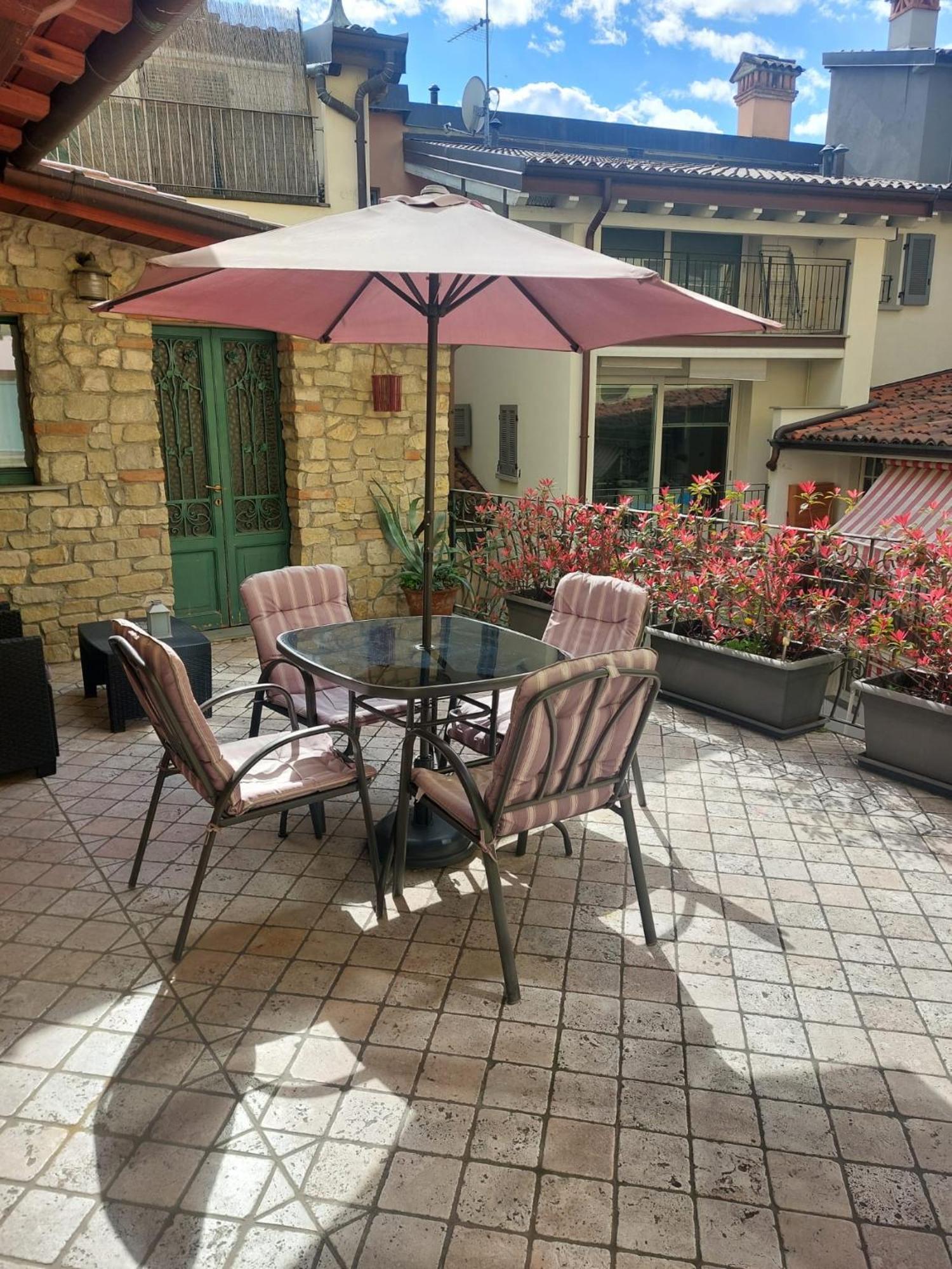 הוילה ברגמו La Casa Nel Borgo מראה חיצוני תמונה